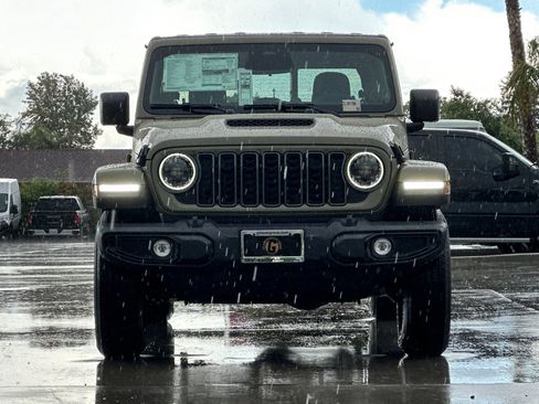 New 2026 Jeep Gladiator Sport AWD/4WD image 10