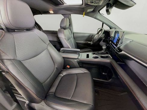 Certified 2023 Toyota Sienna XSE w/ XSE Plus Package AWD/4WD image 33