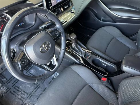 Used 2020 Toyota Corolla SE w/ Carpet Mat Package (TMS) FWD image 12