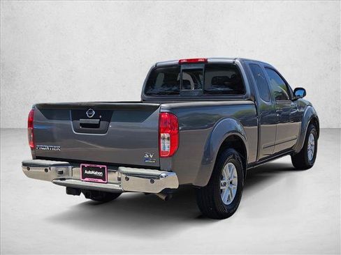 Used 2017 Nissan Frontier SV w/ SV Value Truck Package RWD image 5