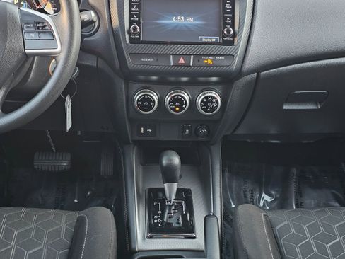 Used 2024 Mitsubishi Outlander Sport ES image 24