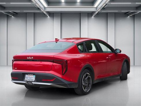 Certified 2025 Kia K4 EX image 4