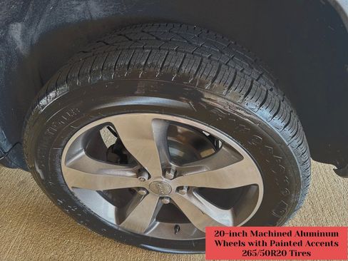 Used 2015 Jeep Grand Cherokee Limited w/ Luxury Group II AWD/4WD image 35