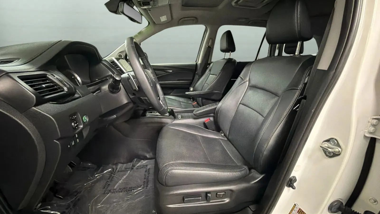 Used 2017 Honda Pilot Elite image 20