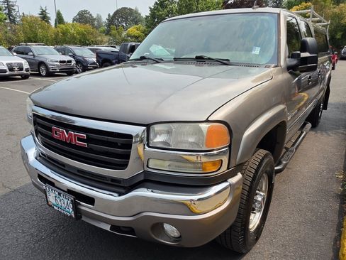 Used 2007 GMC Sierra 2500 SLT w/ Heavy-Duty Power Package AWD/4WD image 5