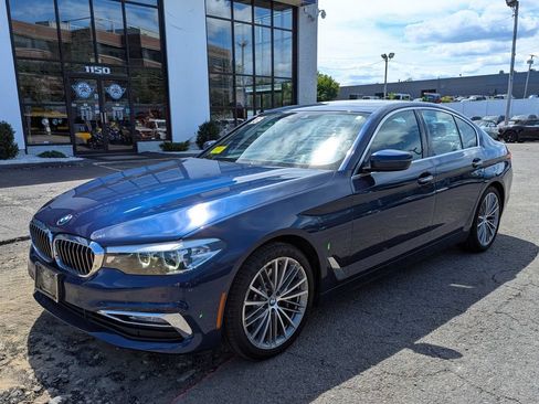 Used 2018 BMW 540i xDrive w/ Premium Package AWD/4WD image 2