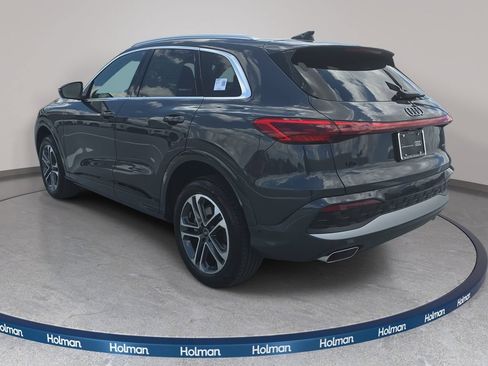 Certified 2025 Audi Q5 Premium w/ Convenience Package AWD/4WD image 7