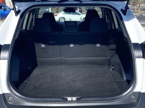 Certified 2025 Toyota RAV4 LE image 22