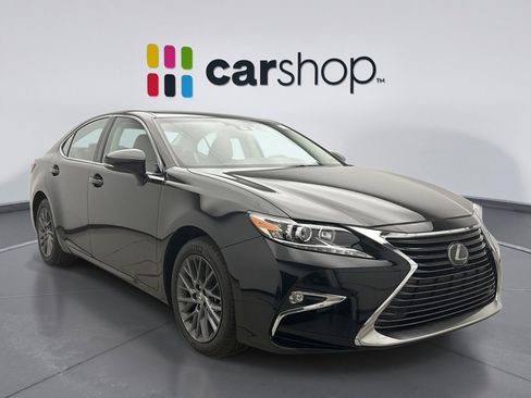Used 2018 Lexus ES 350 w/ Navigation System Package image 5