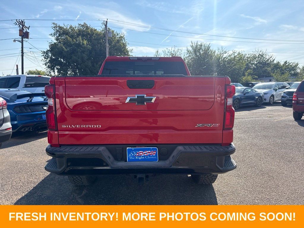 Used 2024 Chevrolet Silverado 1500 ZR2 w/ Technology Package AWD/4WD image 5