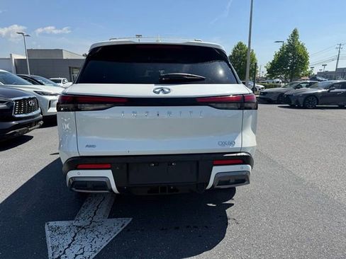 Certified 2025 INFINITI QX60 Sensory w/ Vision Package AWD/4WD image 11
