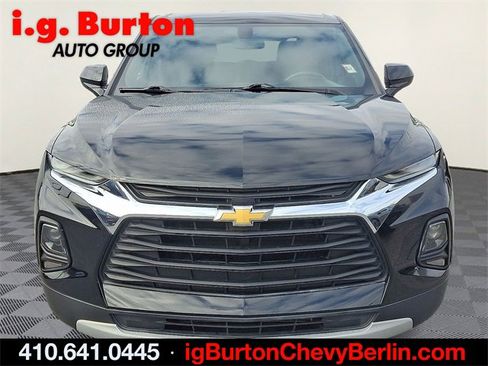 Used 2020 Chevrolet Blazer LT image 2