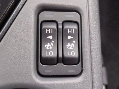 Used 2025 Subaru Crosstrek 2.5i Limited w/ Popular Package #4A image 22