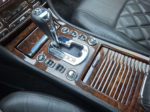 Used 2007 Bentley Arnage T RWD image 10
