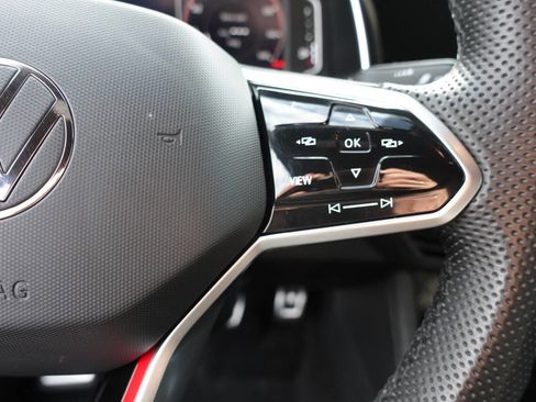 Used 2024 Volkswagen Jetta GLI 40th Anniversary Edition image 43