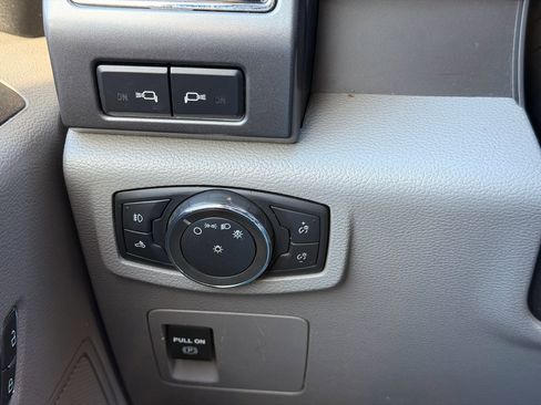 Used 2020 Ford F150 XLT w/ XTR Package image 23