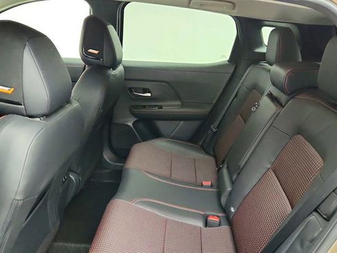 Used 2025 Nissan Kicks SR w/ SR Premium Package AWD/4WD image 22