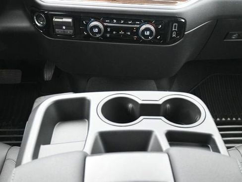 New 2026 Chevrolet Silverado 2500 LT w/ Leather Package AWD/4WD image 22