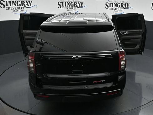Used 2024 Chevrolet Suburban RST w/ Luxury Package RWD image 35