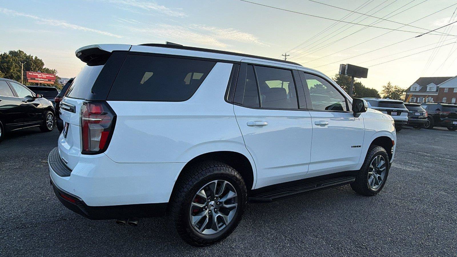 Used 2021 Chevrolet Tahoe RST w/ Luxury Package AWD/4WD image 9