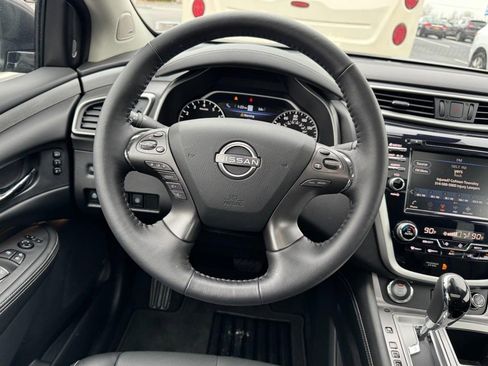 Used 2024 Nissan Murano SL image 14