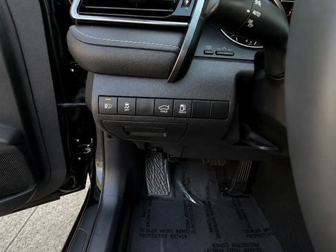 Used 2023 Toyota Camry SE w/ Convenience Package FWD image 29