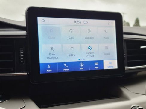 Used 2022 Ford Explorer XLT w/ Equipment Group 202A image 23