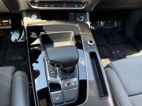Used 2022 Audi SQ5 Premium Plus AWD/4WD image 16