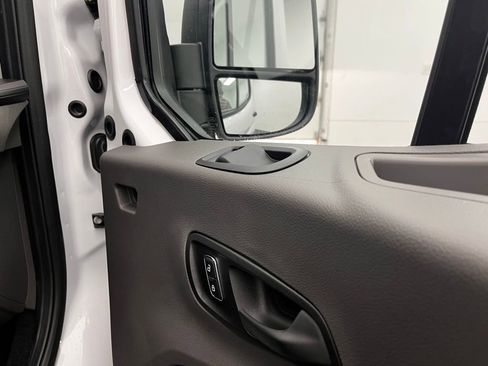 New 2026 Ford Transit 350 XLT image 23