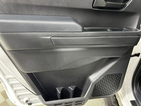 Used 2024 Toyota Tacoma SR image 14