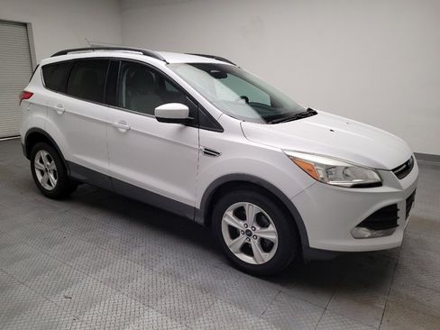 Used 2016 Ford Escape SE w/ Equipment Group 201A FWD image 11