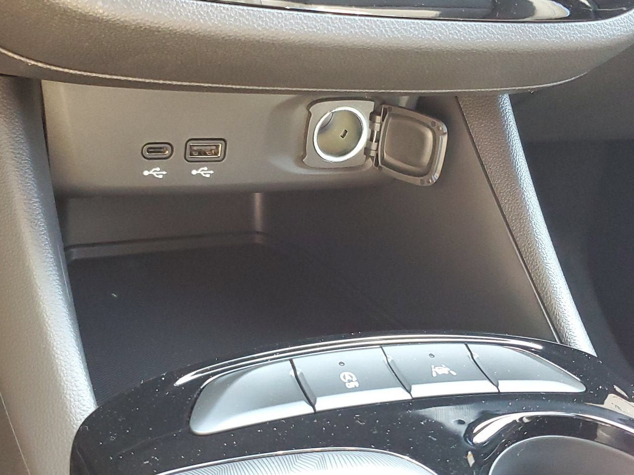 New 2026 Buick Envista Sport Touring w/ Advanced Safety Package FWD image 23