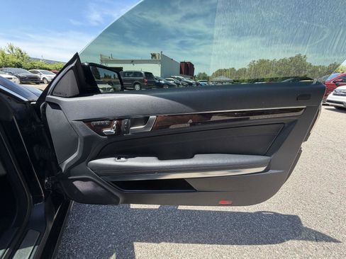 Used 2014 Mercedes-Benz E 350 Cabriolet image 31