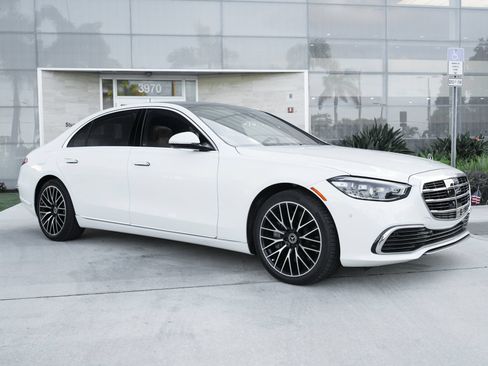 Used 2024 Mercedes-Benz S 580 4MATIC Sedan image 5