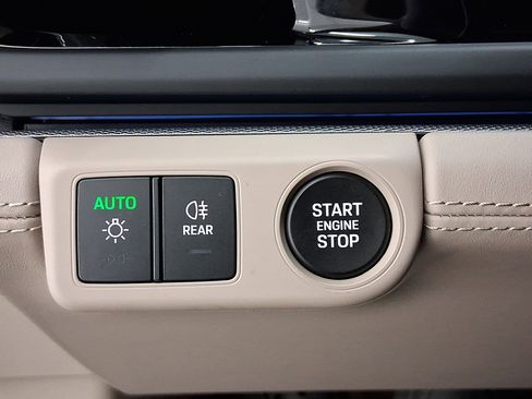 New 2026 Porsche Panamera image 24