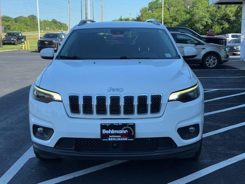 Used 2021 Jeep Cherokee Latitude Lux w/ Comfort/Convenience Group FWD image 12