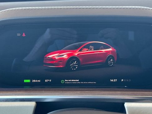Used 2022 Tesla Model X AWD/4WD image 22