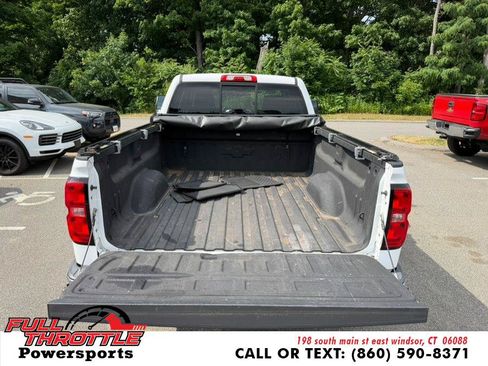 Used 2015 Chevrolet Silverado 1500 LT AWD/4WD image 9
