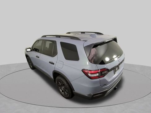 Used 2024 Honda Pilot TrailSport image 35