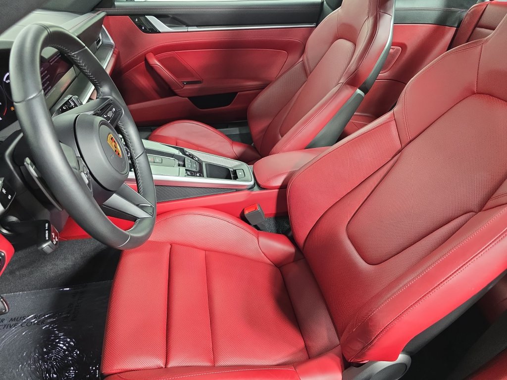 Certified 2020 Porsche 911 Carrera 4S AWD/4WD image 5