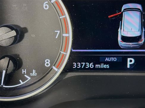 Used 2023 Nissan Rogue S AWD/4WD image 13