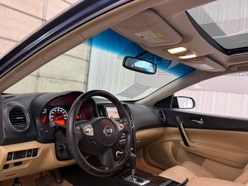 Used 2011 Nissan Maxima 3.5 SV w/ Premium Pkg image 14