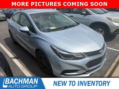 Used 2017 Chevrolet Cruze LT