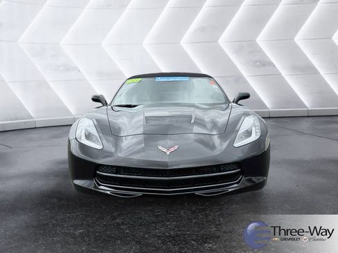 Used 2017 Chevrolet Corvette Stingray Convertible RWD image 8