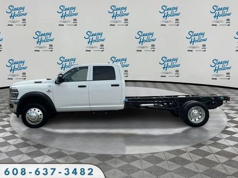 New 2026 RAM 5500 Tradesman w/ Chrome Appearance Group AWD/4WD image 8