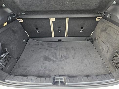 Used 2025 Mercedes-Benz GLA 250 image 6