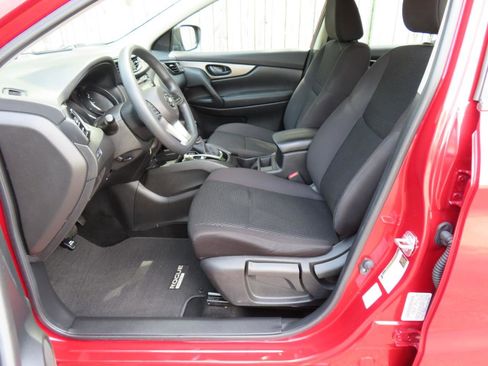 Used 2017 Nissan Rogue Sport S w/ S Appearance Package image 15