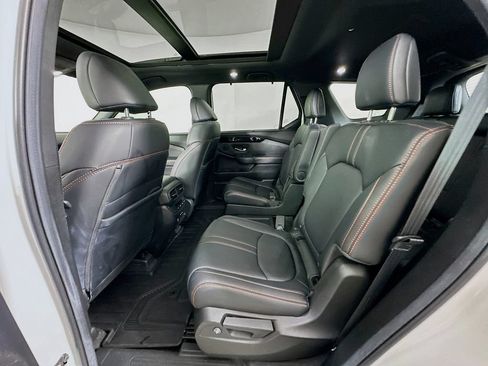 Certified 2025 Honda Pilot TrailSport image 17