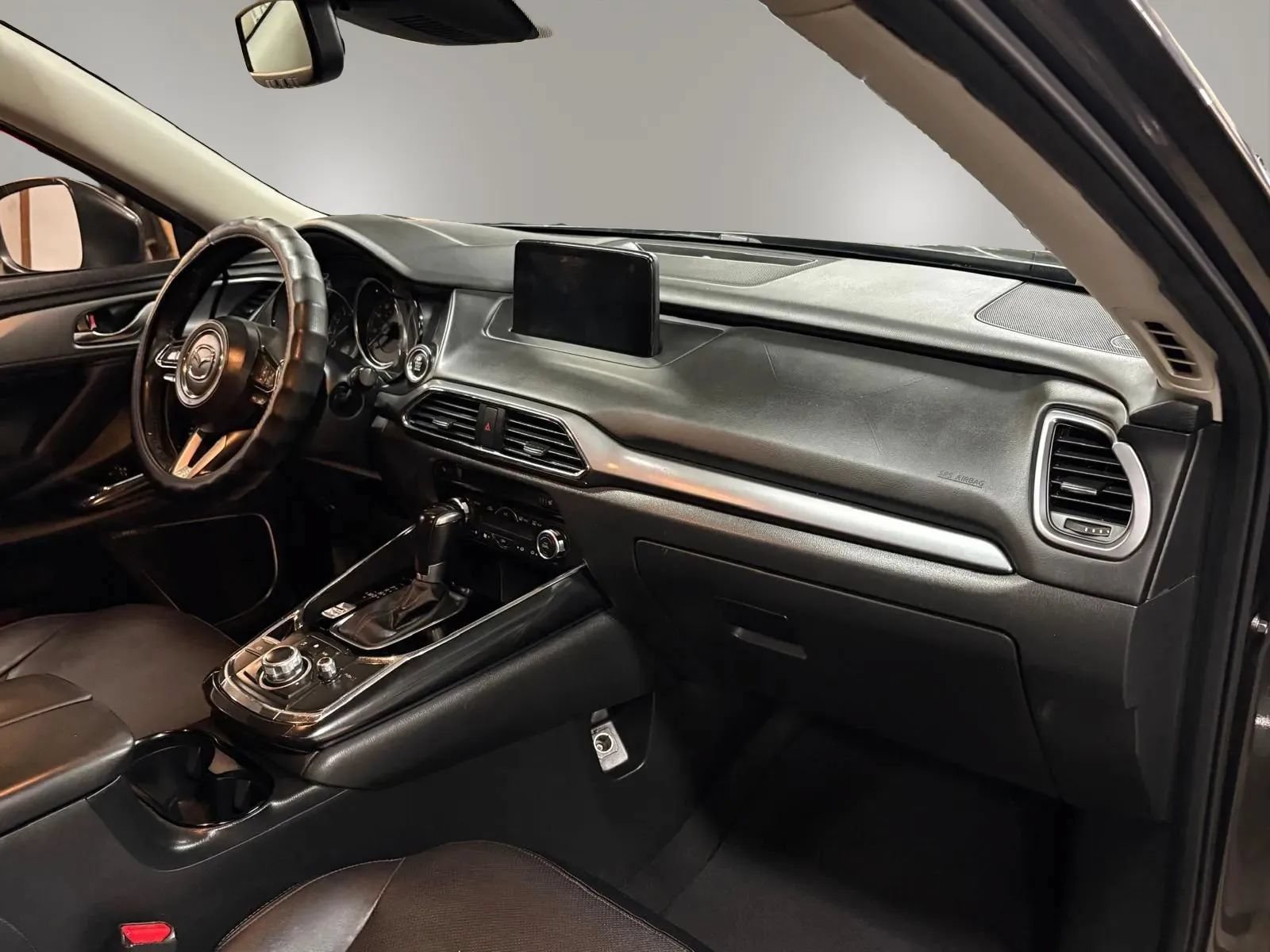 Used 2018 MAZDA CX-9 Touring w/ Touring Premium Package AWD/4WD image 21