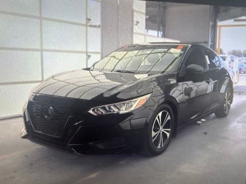 Certified 2022 Nissan Sentra SV FWD image 2